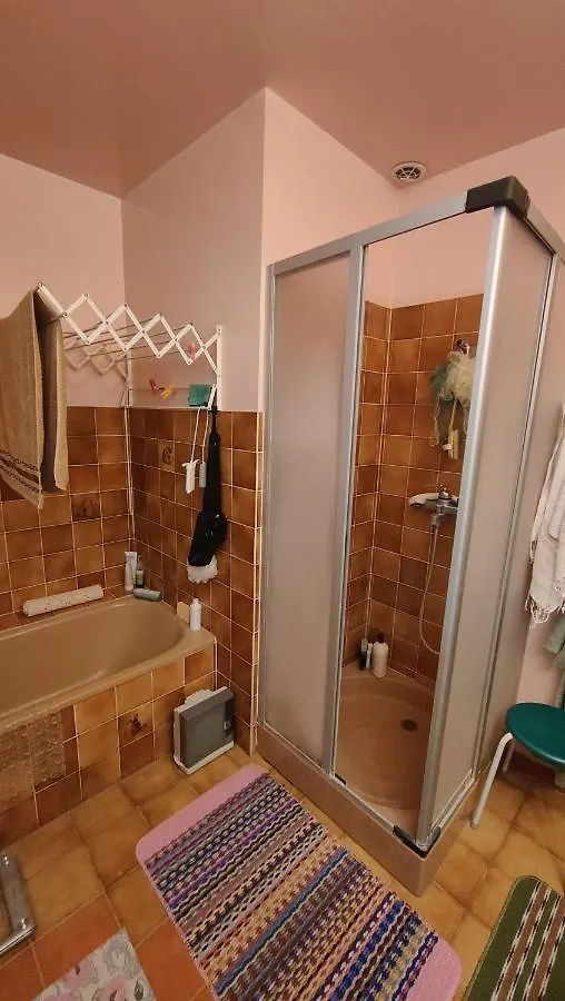 Chambre Dans Villa Le Chaffaut-Saint-Jurson Homestay