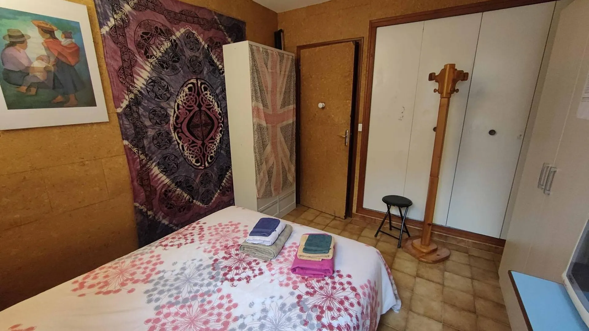 Chambre Dans Villa Le Chaffaut-Saint-Jurson Homestay